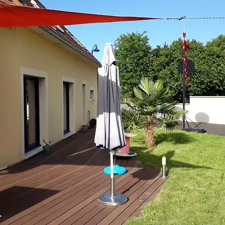 Daire Studio Au Calme, A L'etage Avec Escalier Pentu Colleville-Montgomery