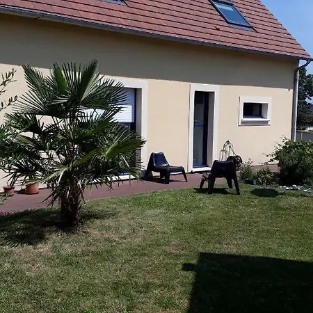 Studio Au Calme, A L'etage Avec Escalier Pentu Colleville-Montgomery